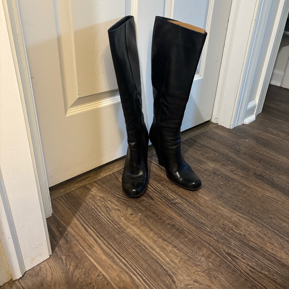 Vince Camuto Black Heeled Boots